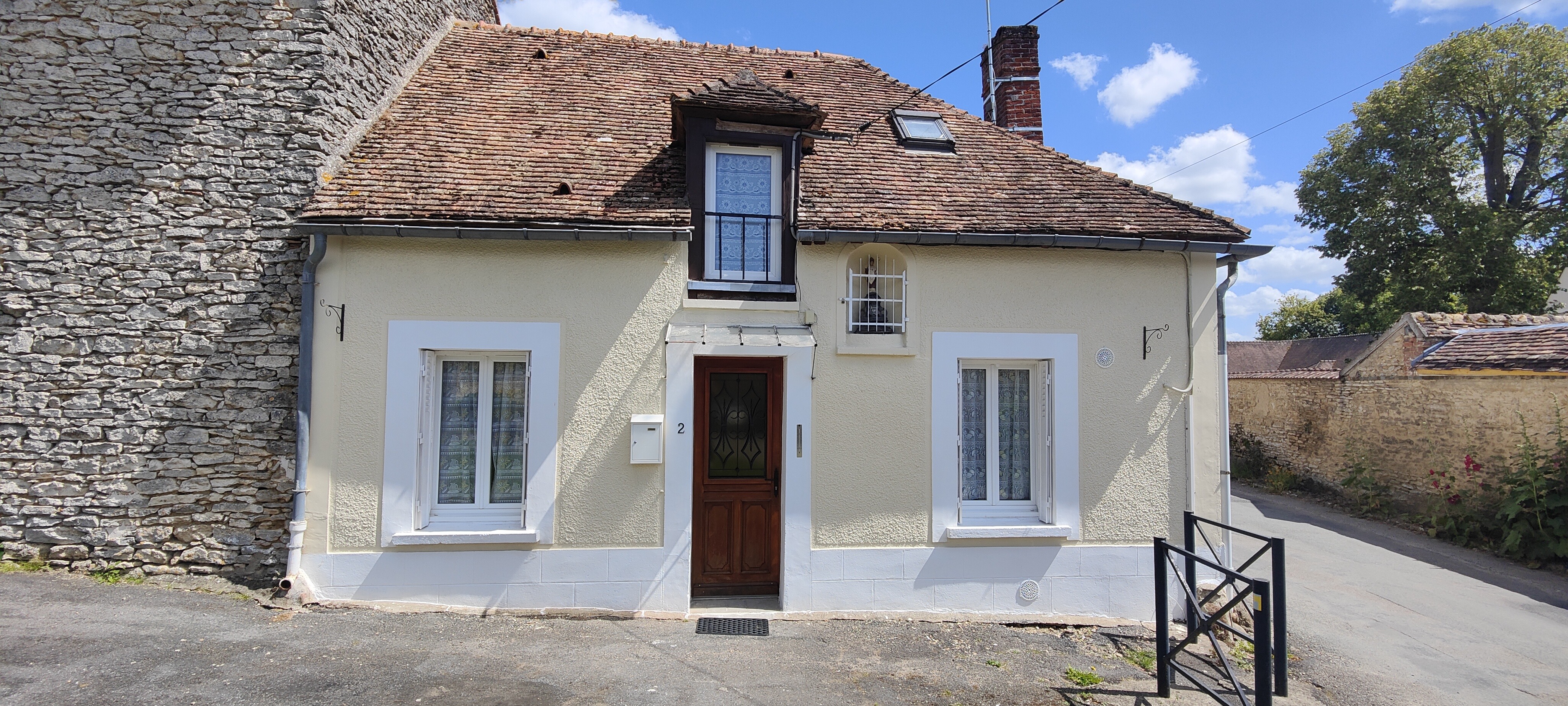 gevel huis steentint